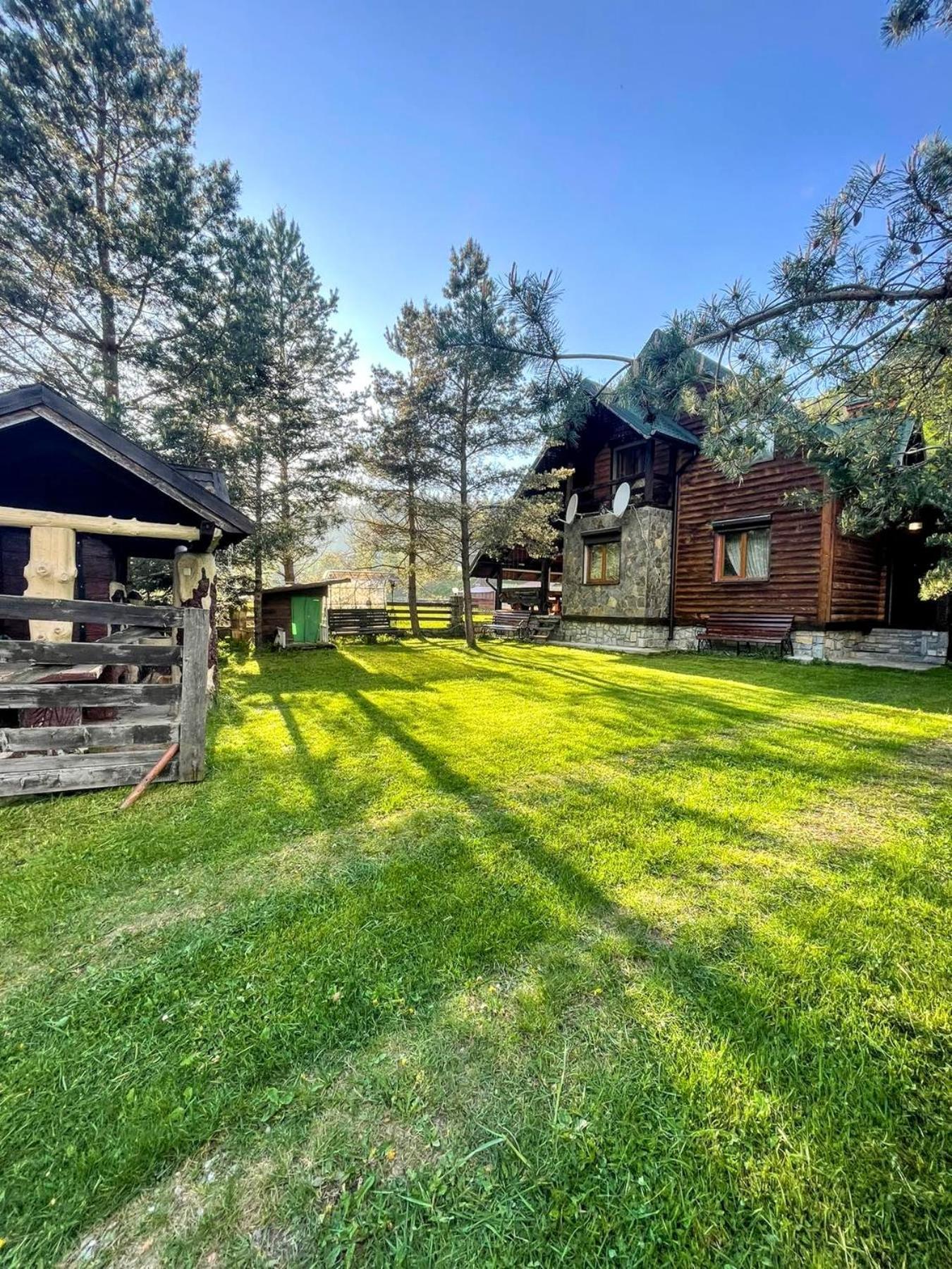 Хуторянка Villa Tatariv Bagian luar foto